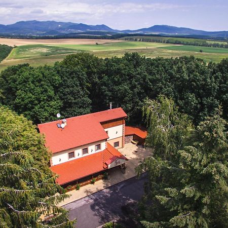 Senyoi Vendeghaz Bed and Breakfast Bozsva Exteriör bild